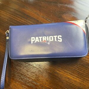 NFL Blue Patriots Clutch Wristlet zip organizer, wallet Clutch 90’s Y2K